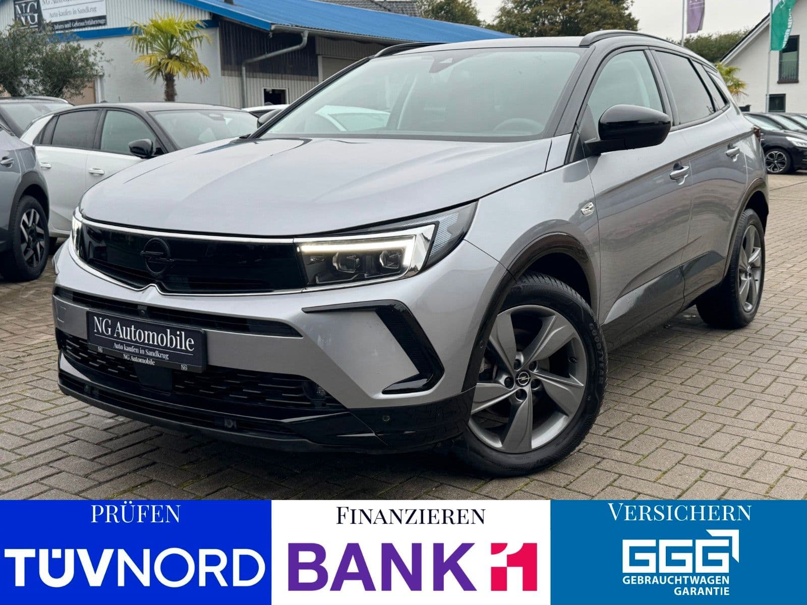 Opel Grandland X, Erstzulassung 2024, Außenansicht